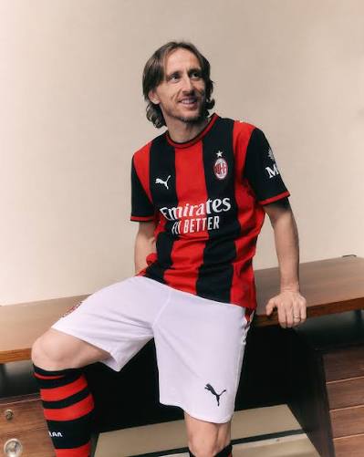 Milan Home 26-27